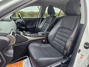 Lexus IS 2.5 300H Executive Edition E-CVT EURO 5 (s/s) 4dr