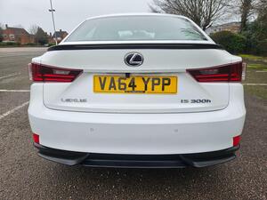 Lexus IS 2.5 300H Executive Edition E-CVT EURO 5 (s/s) 4dr