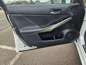 Lexus IS 2.5 300H Executive Edition E-CVT EURO 5 (s/s) 4dr