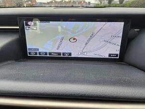 Lexus IS 2.5 300H Executive Edition E-CVT EURO 5 (s/s) 4dr