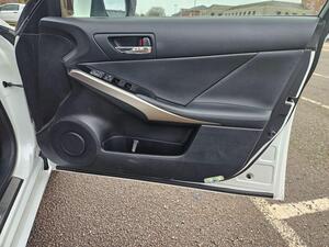 Lexus IS 2.5 300H Executive Edition E-CVT EURO 5 (s/s) 4dr