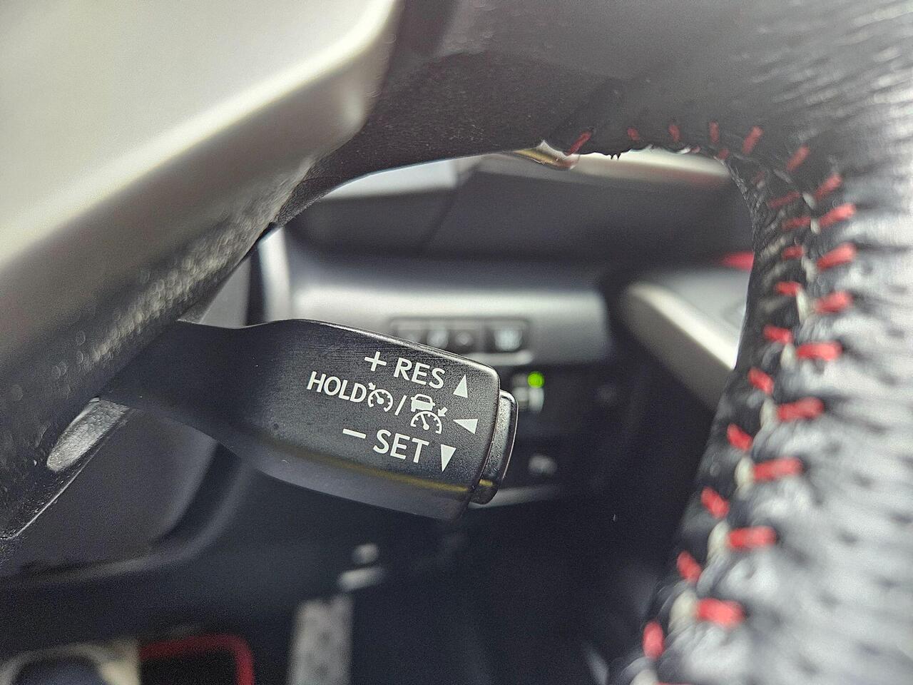 Lexus IS 2.5 300H F Sport E-CVT EURO 6 (s/s) 4dr