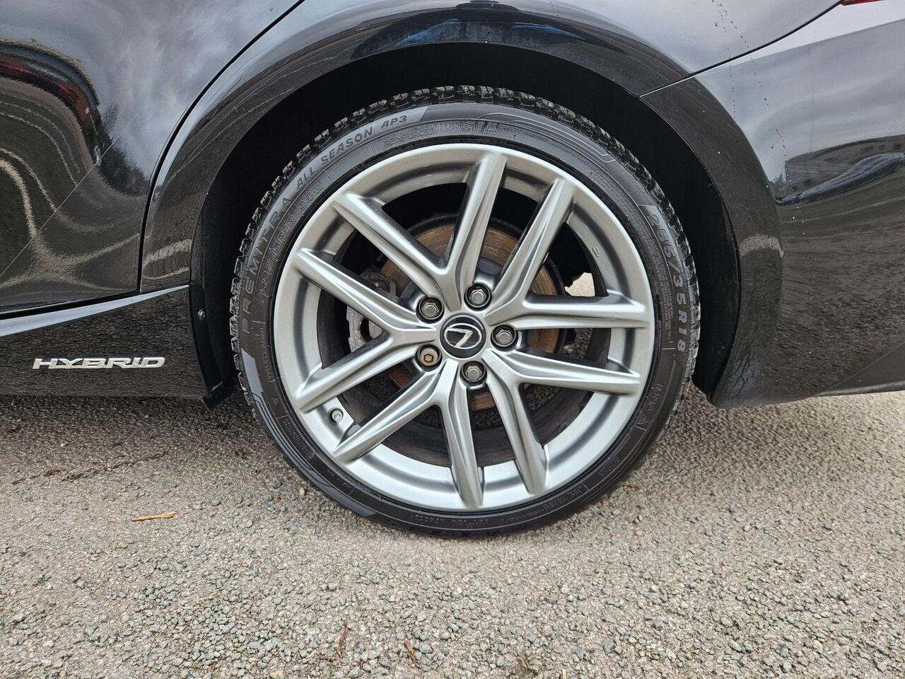 Lexus IS 2.5 300H F Sport E-CVT EURO 6 (s/s) 4dr