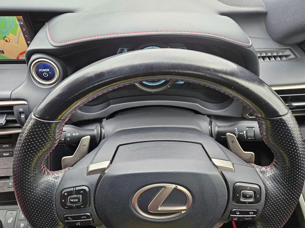 Lexus IS 2.5 300H F Sport E-CVT EURO 6 (s/s) 4dr