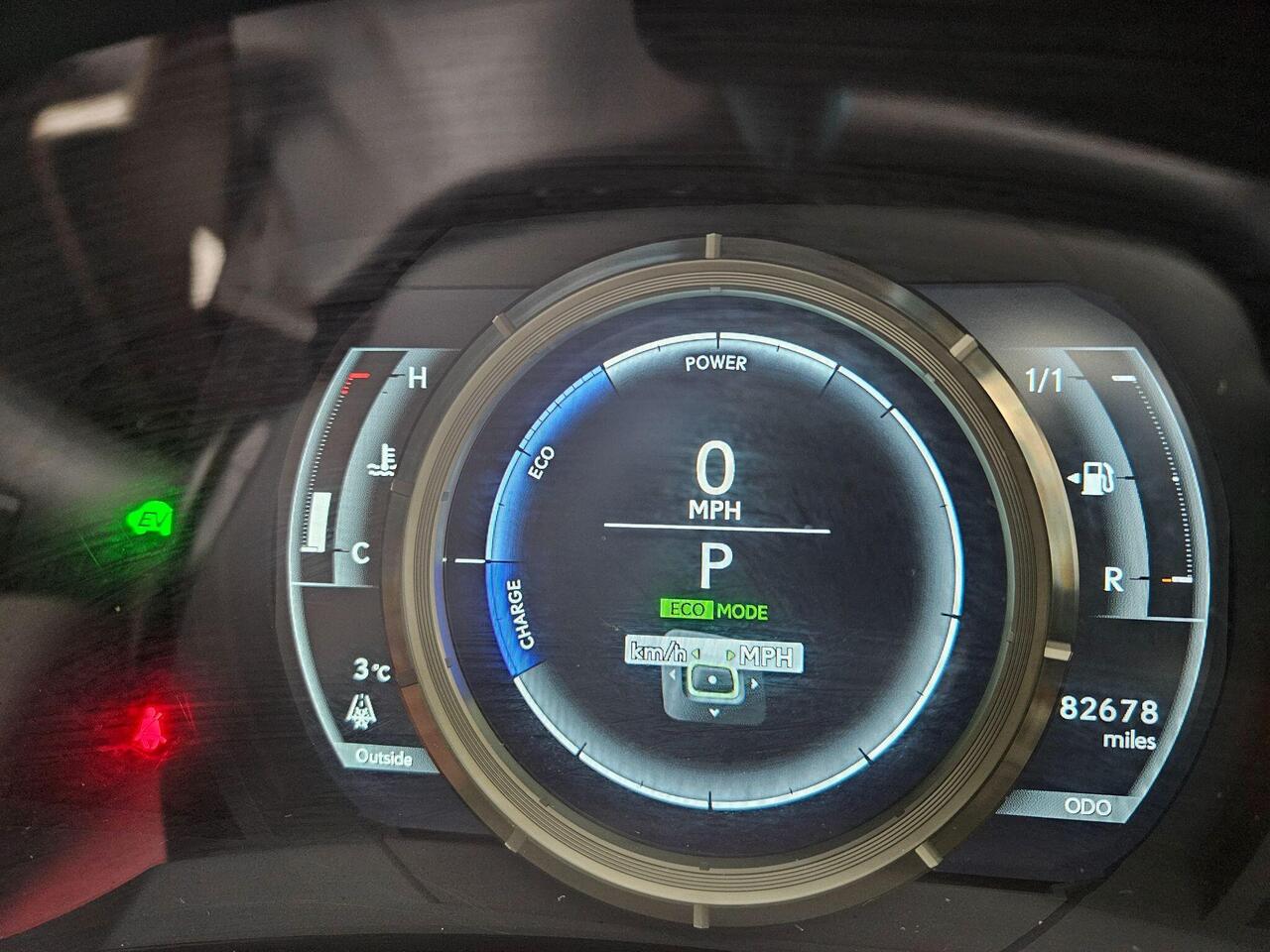 Lexus IS 2.5 300H F Sport E-CVT EURO 6 (s/s) 4dr