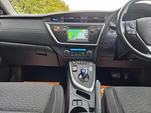 Toyota Auris 1.8 VVT-h ICON PLUS CVT EURO 5 (s/s) 5dr