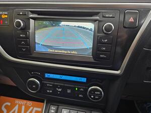 Toyota Auris 1.8 VVT-h ICON PLUS CVT EURO 5 (s/s) 5dr