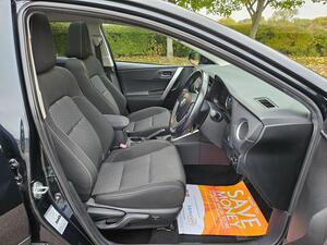 Toyota Auris 1.8 VVT-h ICON PLUS CVT EURO 5 (s/s) 5dr