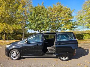 Ford Grand C-Max 1.5 TDCI Zetec EURO 6 (s/s) 5dr