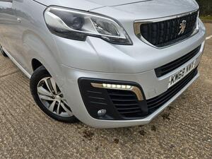 Peugeot Traveller 2.0 BlueHDi Allure Standard MPV EAT8 MWB EURO 6 (s/s) 5dr