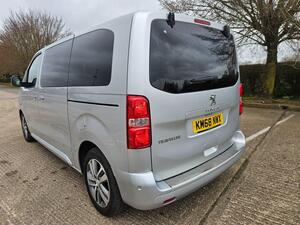 Peugeot Traveller 2.0 BlueHDi Allure Standard MPV EAT8 MWB EURO 6 (s/s) 5dr