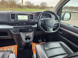 Peugeot Traveller 2.0 BlueHDi Allure Standard MPV EAT8 MWB EURO 6 (s/s) 5dr