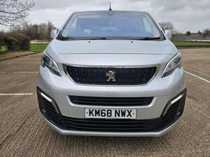 Peugeot Traveller 2.0 BlueHDi Allure Standard MPV EAT8 MWB EURO 6 (s/s) 5dr