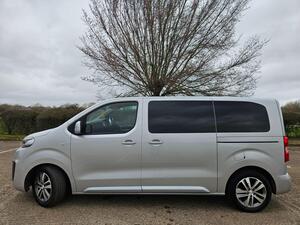 Peugeot Traveller 2.0 BlueHDi Allure Standard MPV EAT8 MWB EURO 6 (s/s) 5dr