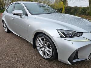 Lexus IS 2.5 300H F Sport E-CVT EURO 6 (s/s) 4dr