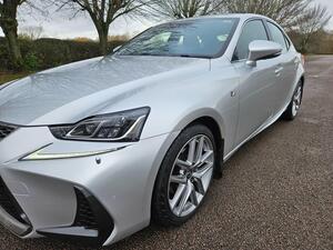 Lexus IS 2.5 300H F Sport E-CVT EURO 6 (s/s) 4dr