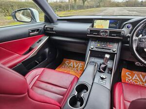 Lexus IS 2.5 300H F Sport E-CVT EURO 6 (s/s) 4dr