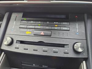 Lexus IS 2.5 300H F Sport E-CVT EURO 6 (s/s) 4dr