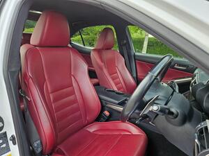 Lexus IS 2.5 300h F Sport E-CVT Euro 6 (s/s) 4dr