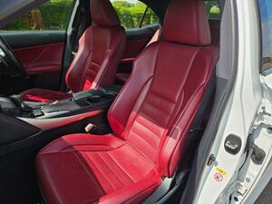 Lexus IS 2.5 300h F Sport E-CVT Euro 6 (s/s) 4dr