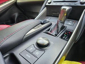 Lexus IS 2.5 300h F Sport E-CVT Euro 6 (s/s) 4dr