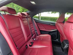 Lexus IS 2.5 300h F Sport E-CVT Euro 6 (s/s) 4dr