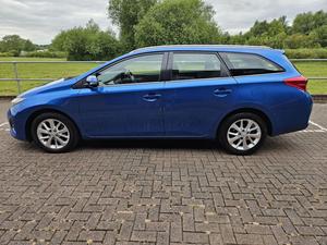 Toyota Auris 1.6 V-Matic Icon Touring Sports Euro 5 5dr