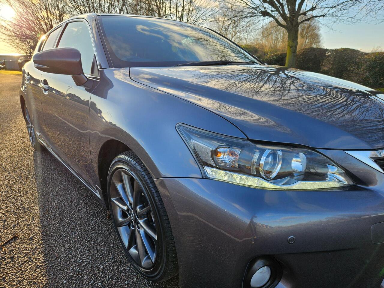 Lexus CT 1.8 200h Advance CVT Euro 5 (s/s) 5dr