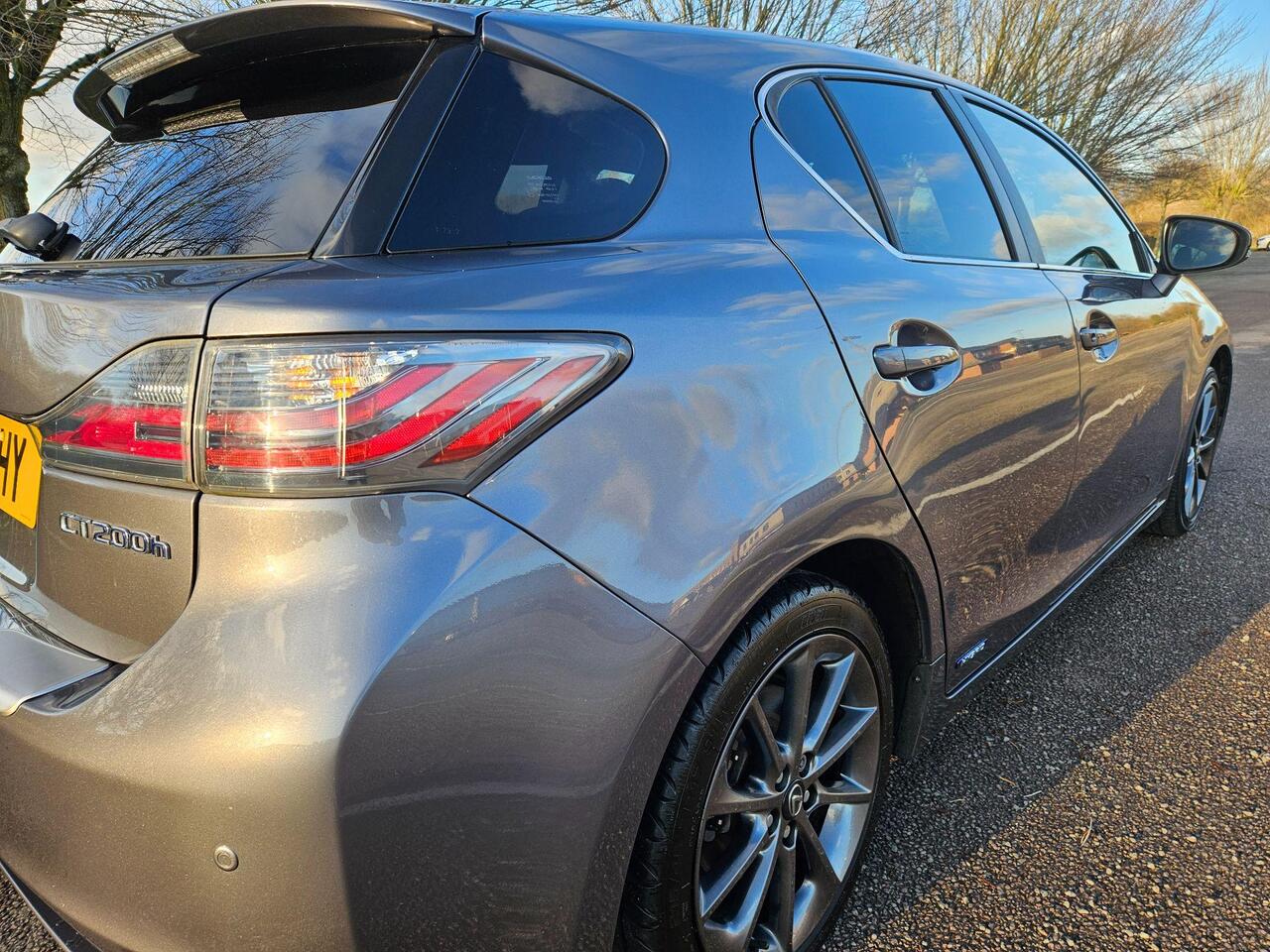 Lexus CT 1.8 200h Advance CVT Euro 5 (s/s) 5dr