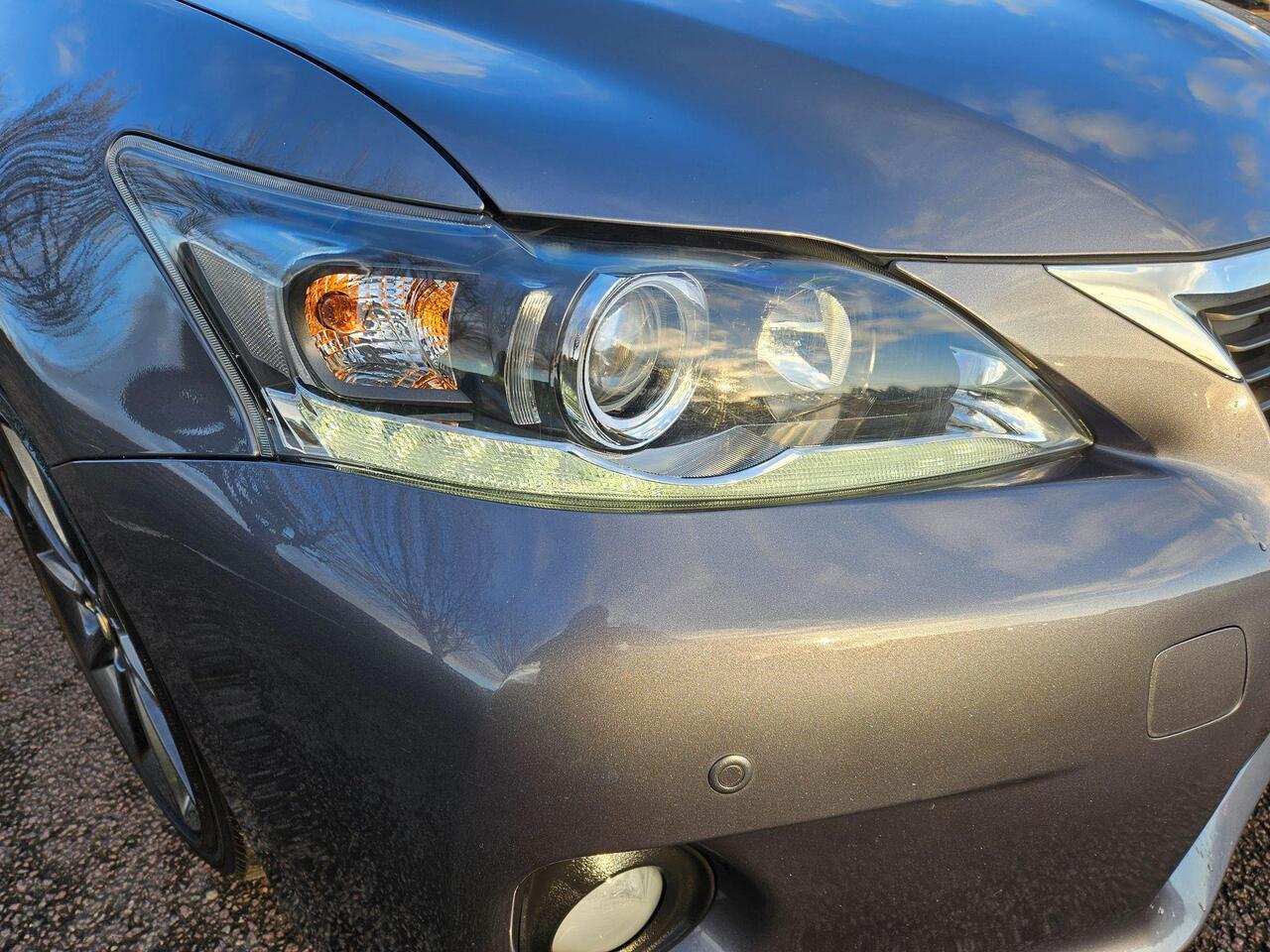 Lexus CT 1.8 200h Advance CVT Euro 5 (s/s) 5dr