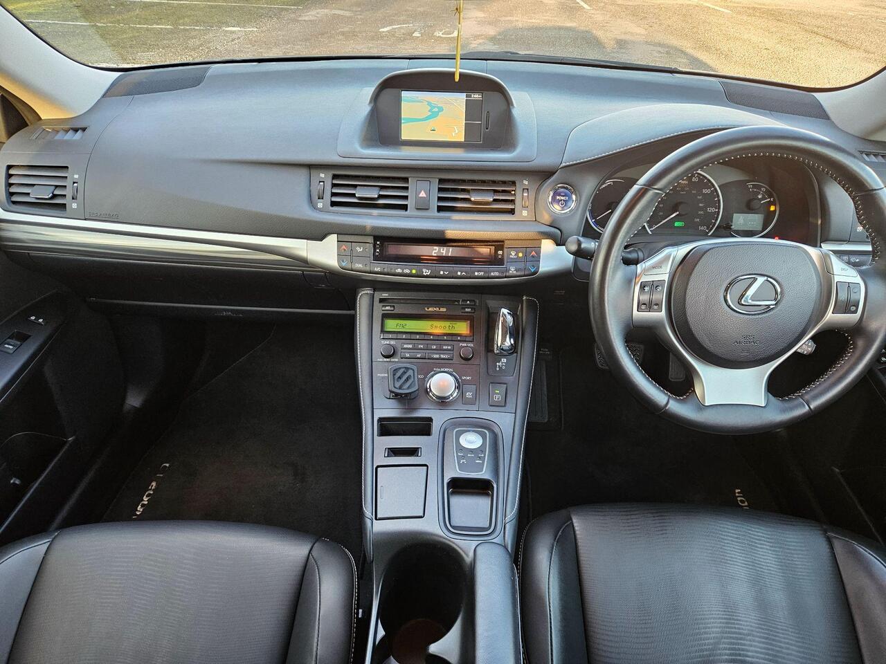 Lexus CT 1.8 200h Advance CVT Euro 5 (s/s) 5dr