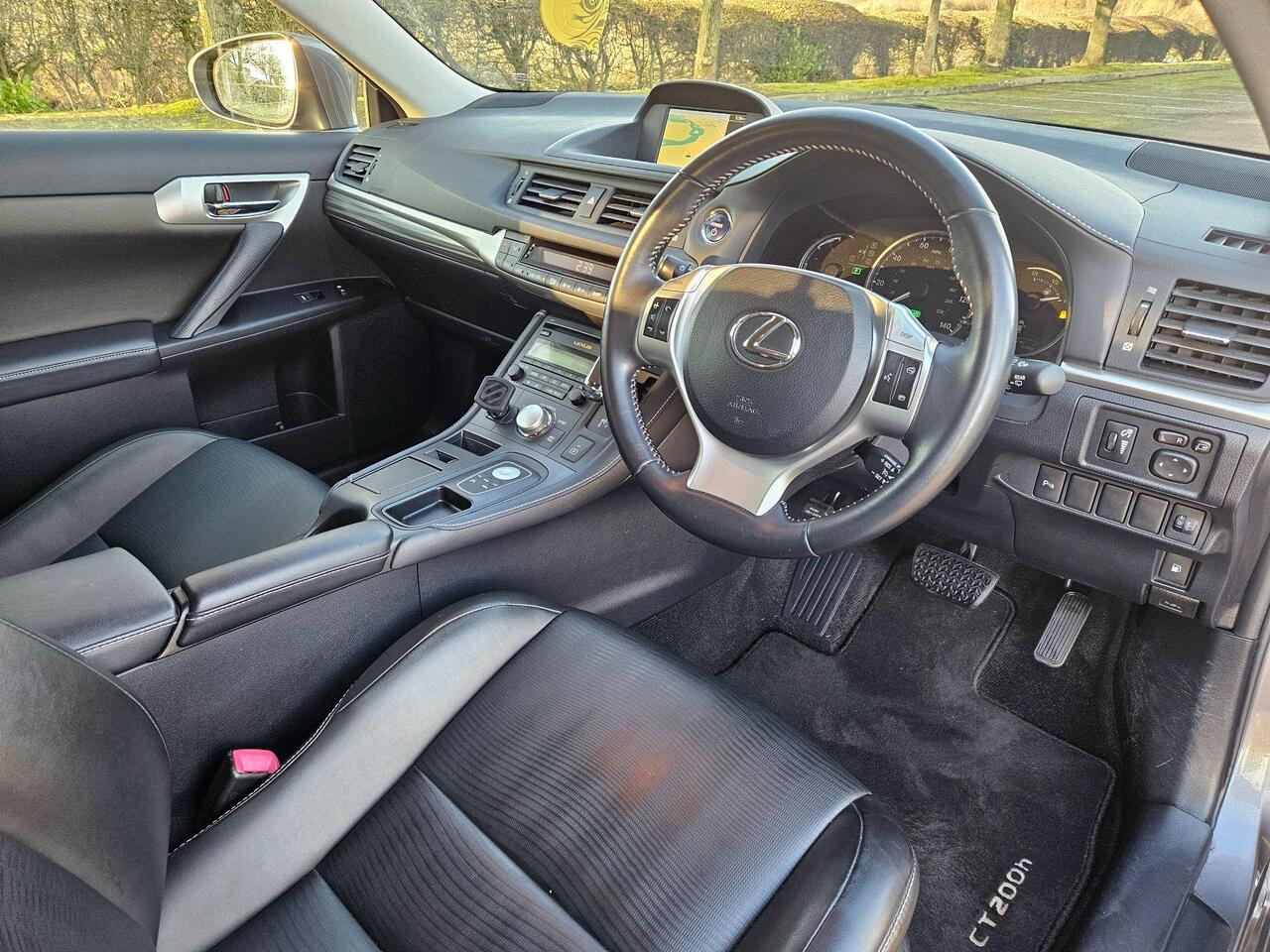 Lexus CT 1.8 200h Advance CVT Euro 5 (s/s) 5dr