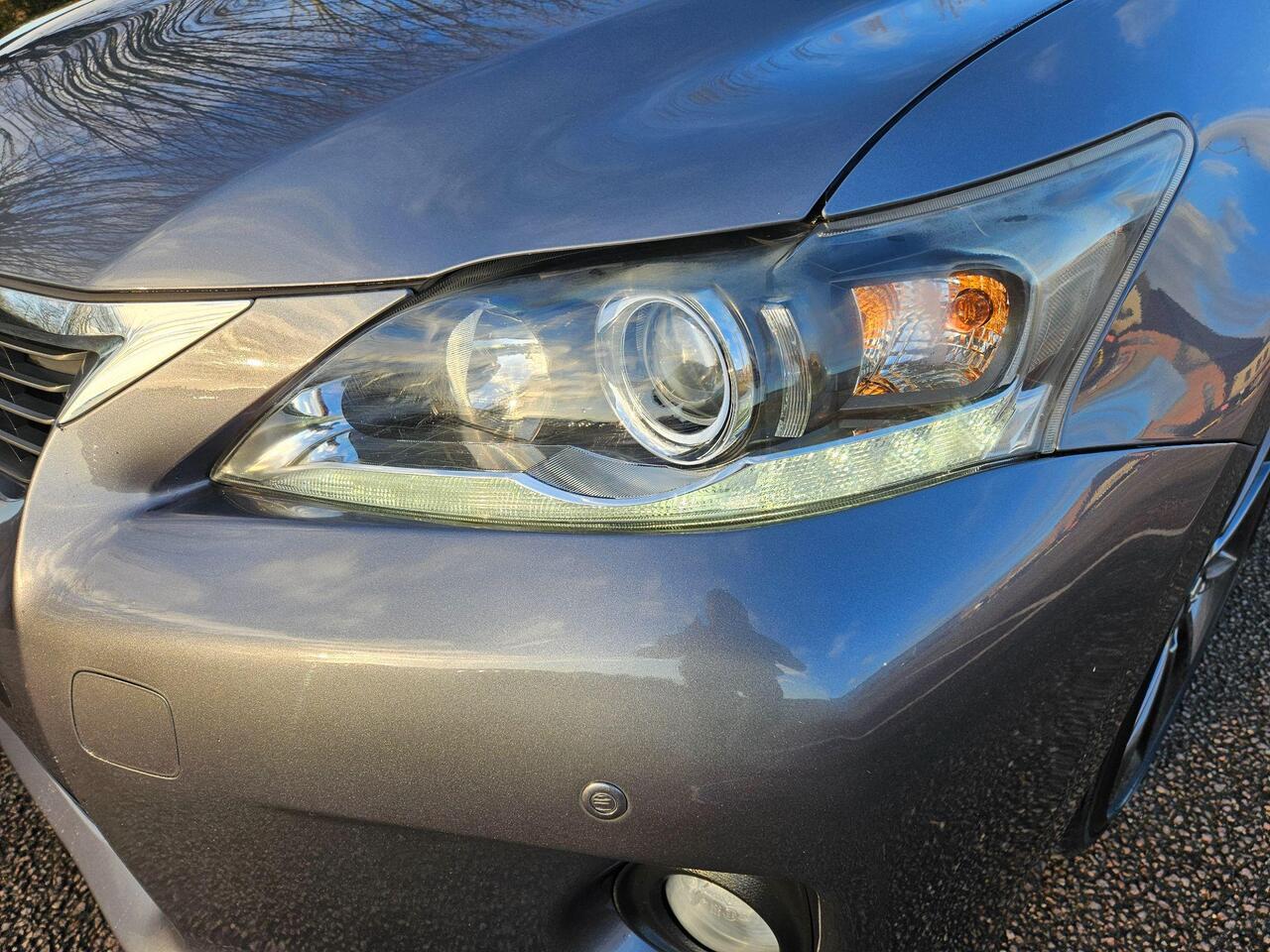 Lexus CT 1.8 200h Advance CVT Euro 5 (s/s) 5dr