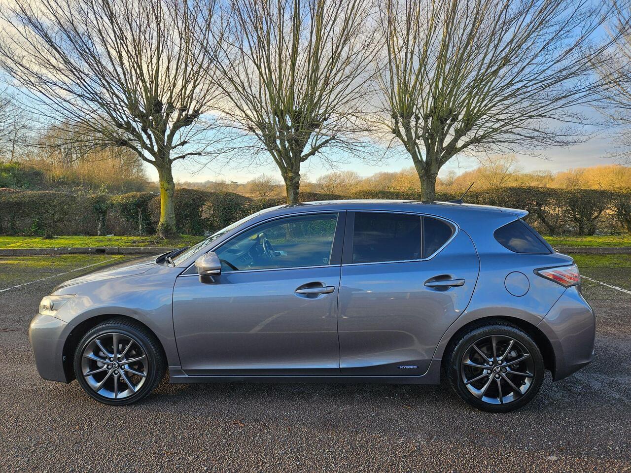 Lexus CT 1.8 200h Advance CVT Euro 5 (s/s) 5dr