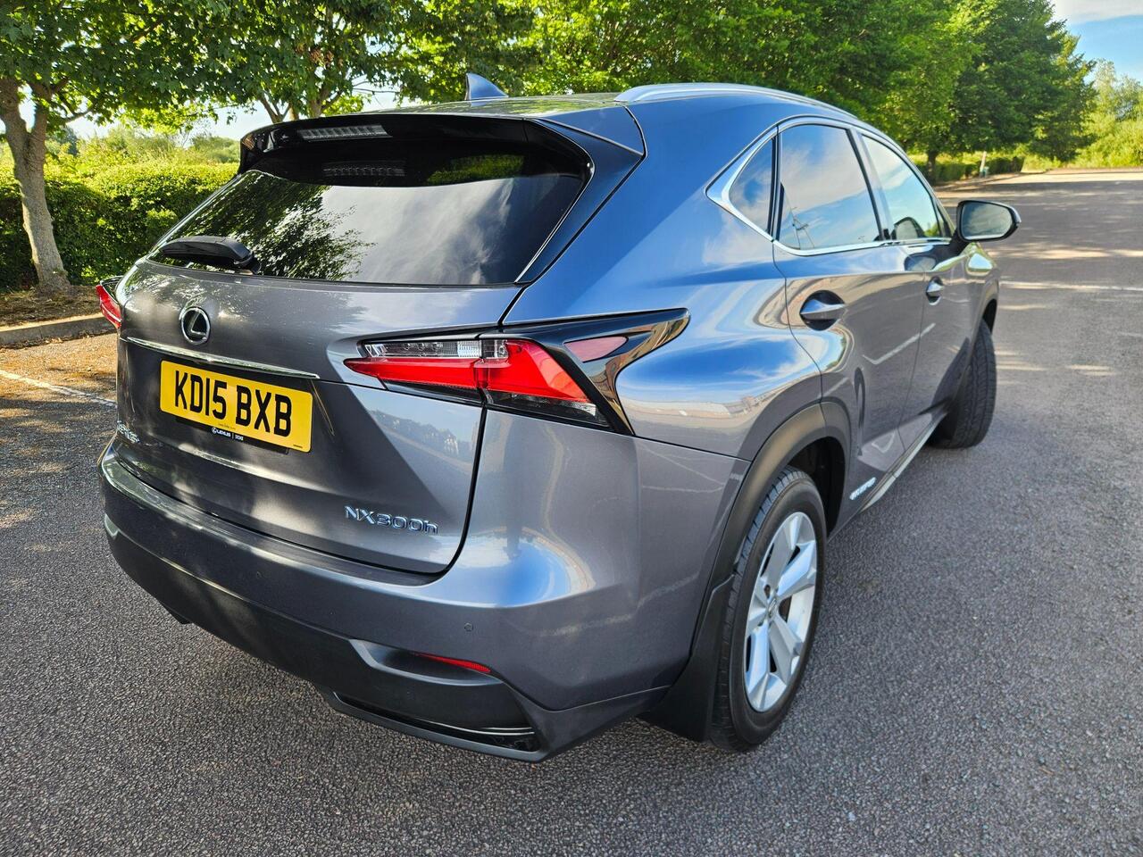 Lexus NX 2.5 300h Premier E-CVT 4WD Euro 6 (s/s) 5dr
