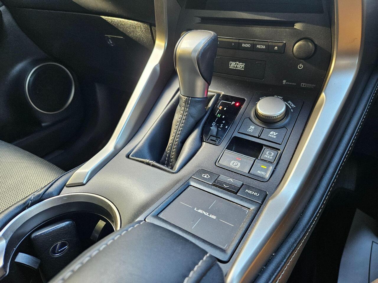 Lexus NX 2.5 300h Premier E-CVT 4WD Euro 6 (s/s) 5dr