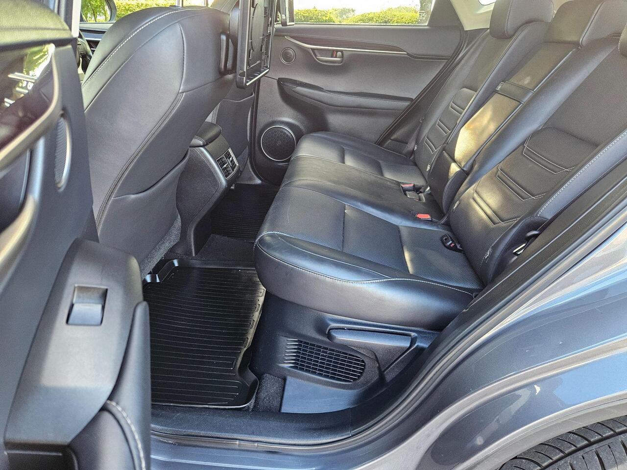 Lexus NX 2.5 300h Premier E-CVT 4WD Euro 6 (s/s) 5dr