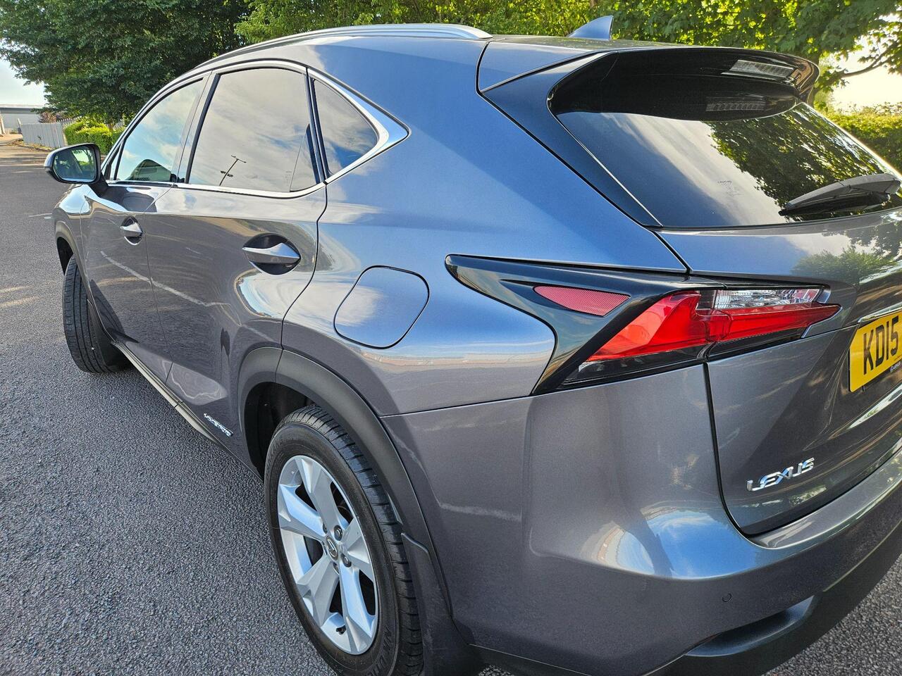 Lexus NX 2.5 300h Premier E-CVT 4WD Euro 6 (s/s) 5dr