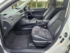 Lexus CT 1.8 200h Advance Plus CVT Euro 6 (s/s) 5dr