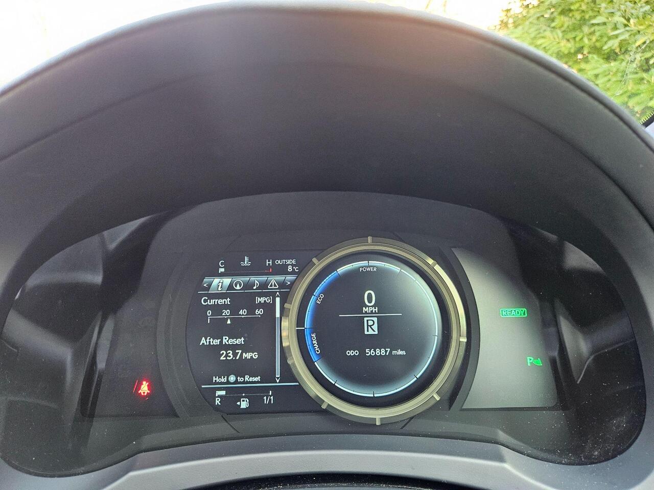Lexus IS 2.5 300h F Sport E-CVT Euro 5 (s/s) 4dr