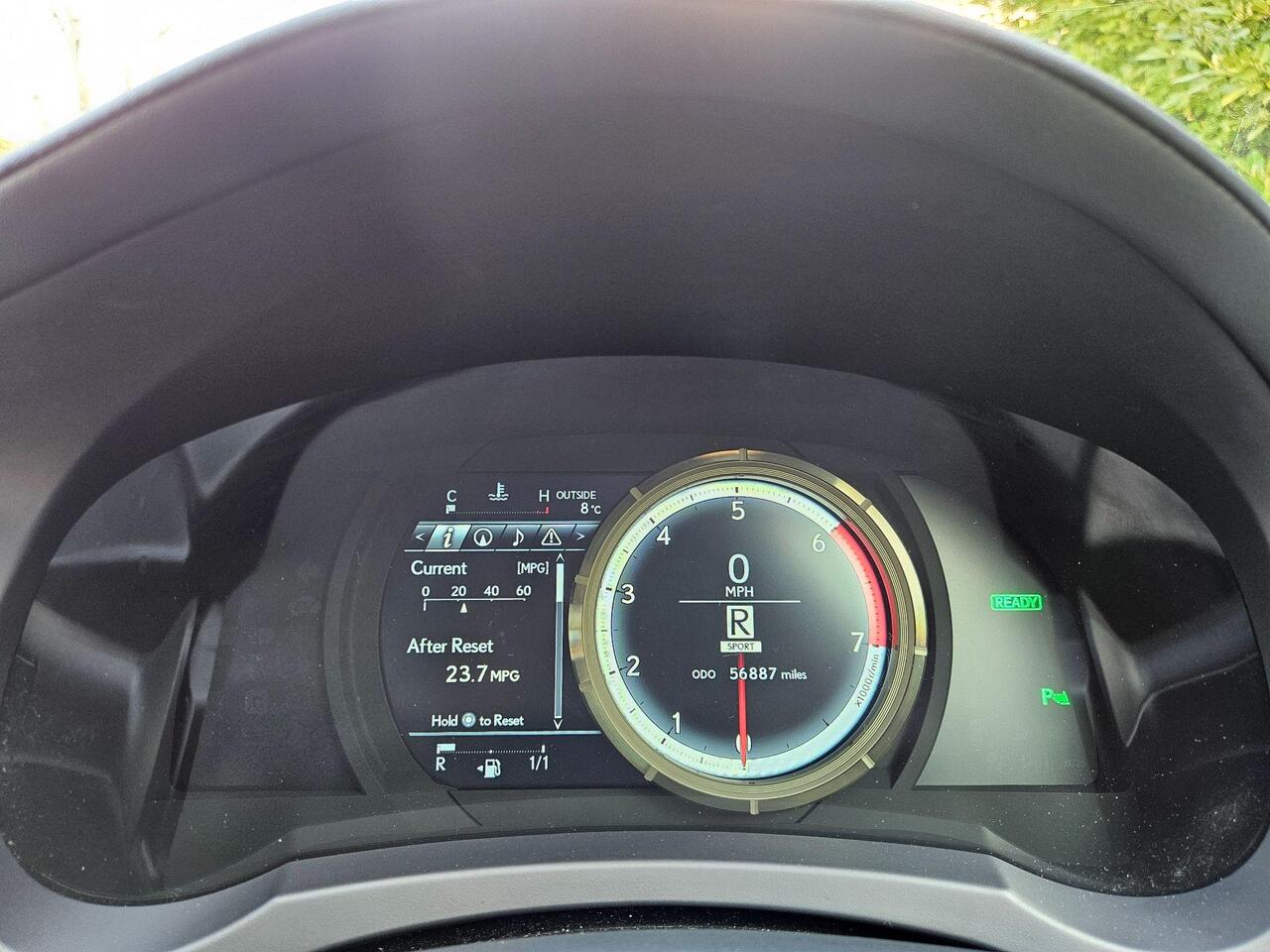 Lexus IS 2.5 300h F Sport E-CVT Euro 5 (s/s) 4dr