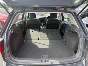 Volkswagen Golf 1.6 TDI 115 SE NAV DSG Hatchback