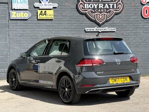 Volkswagen Golf 1.6 TDI 115 SE NAV DSG Hatchback