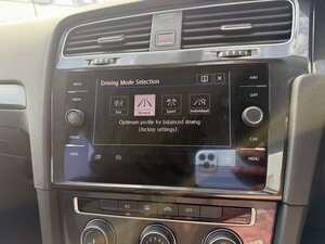 Volkswagen Golf 1.6 TDI 115 SE NAV DSG Hatchback