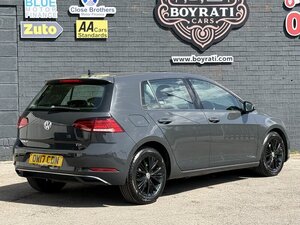 Volkswagen Golf 1.6 TDI 115 SE NAV DSG Hatchback