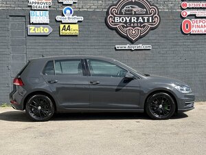 Volkswagen Golf 1.6 TDI 115 SE NAV DSG Hatchback