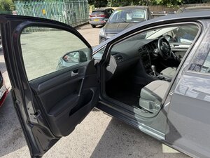 Volkswagen Golf 1.6 TDI 115 SE NAV DSG Hatchback