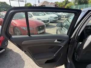 Volkswagen Golf 1.6 TDI 115 SE NAV DSG Hatchback