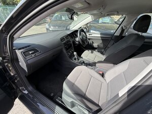 Volkswagen Golf 1.6 TDI 115 SE NAV DSG Hatchback