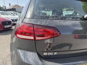 Volkswagen Golf 1.6 TDI 115 SE NAV DSG Hatchback